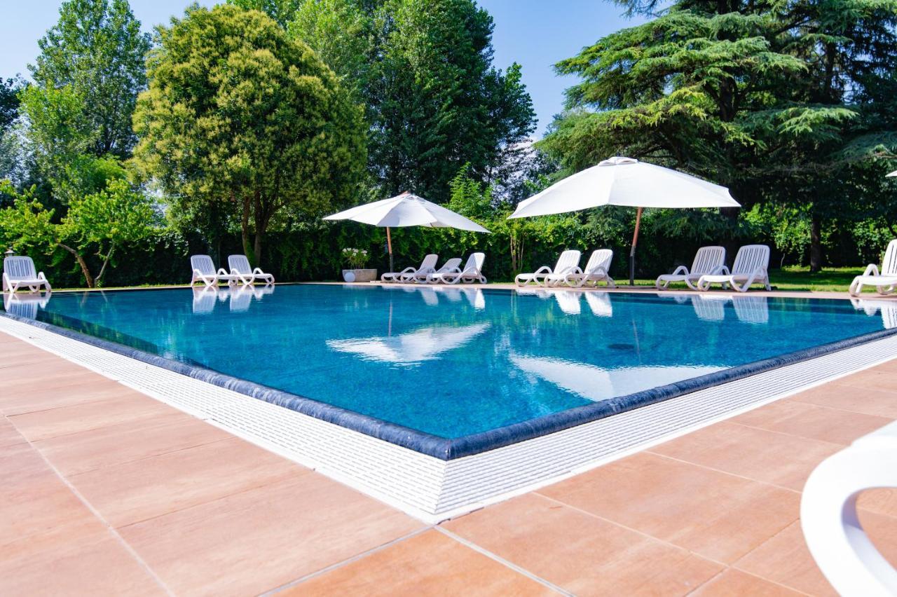 Villa Vitti'S - Verona Est San Martino Buon Albergo Esterno foto