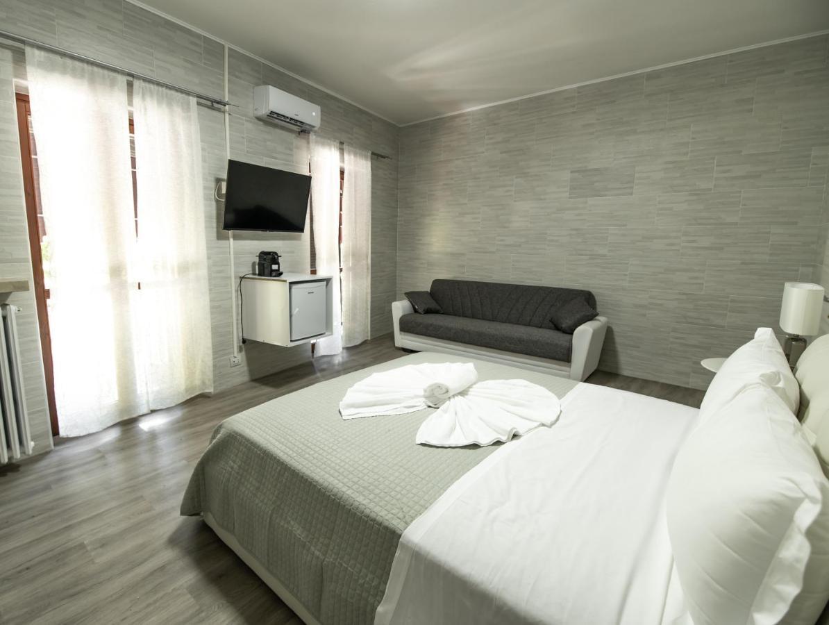 Villa Vitti'S - Verona Est San Martino Buon Albergo Esterno foto