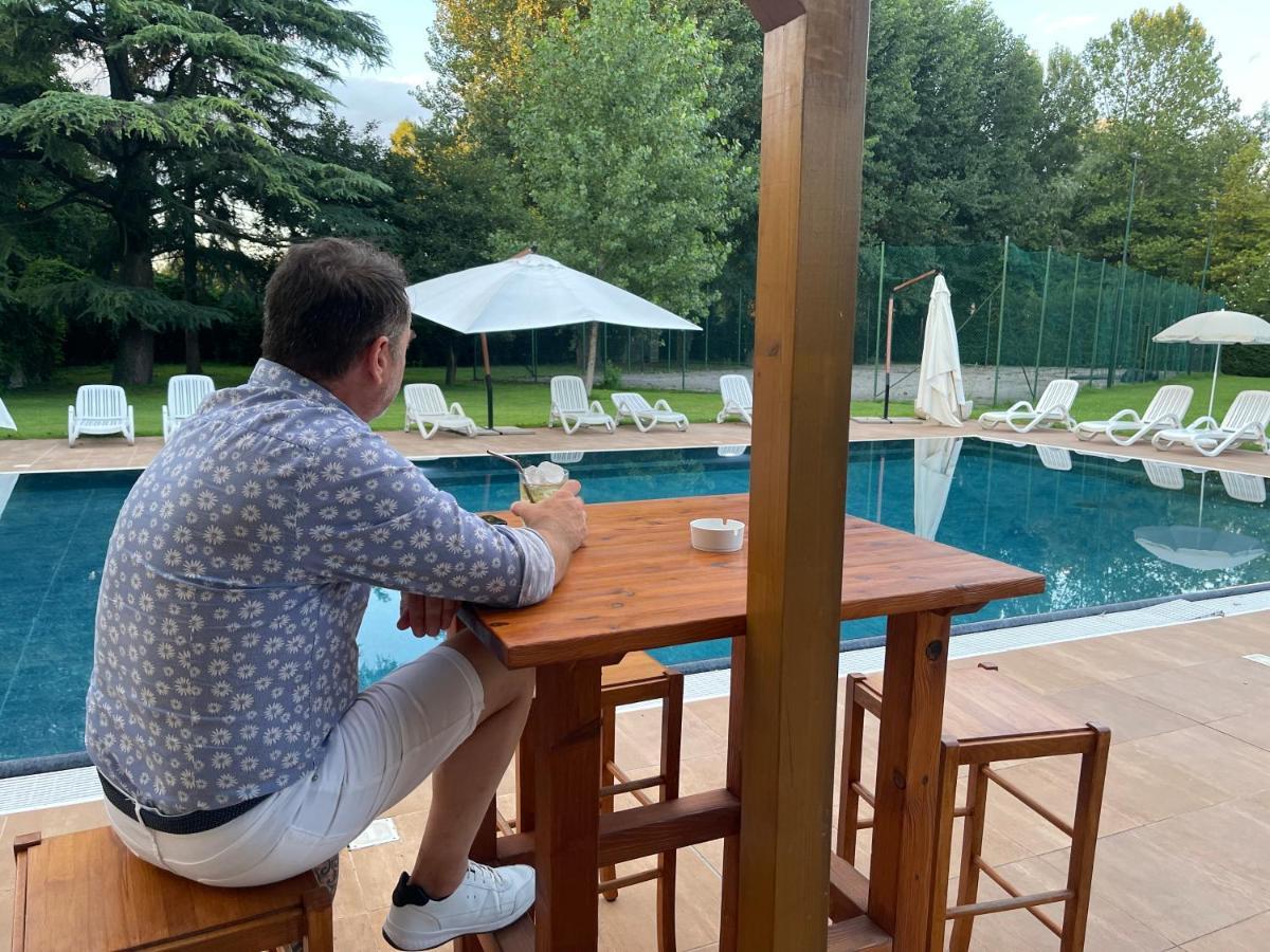 Villa Vitti'S - Verona Est San Martino Buon Albergo Esterno foto